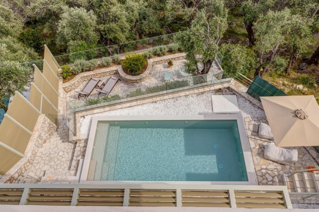 Bolla D'Oro Luxury Villas Spartylas Exterior photo