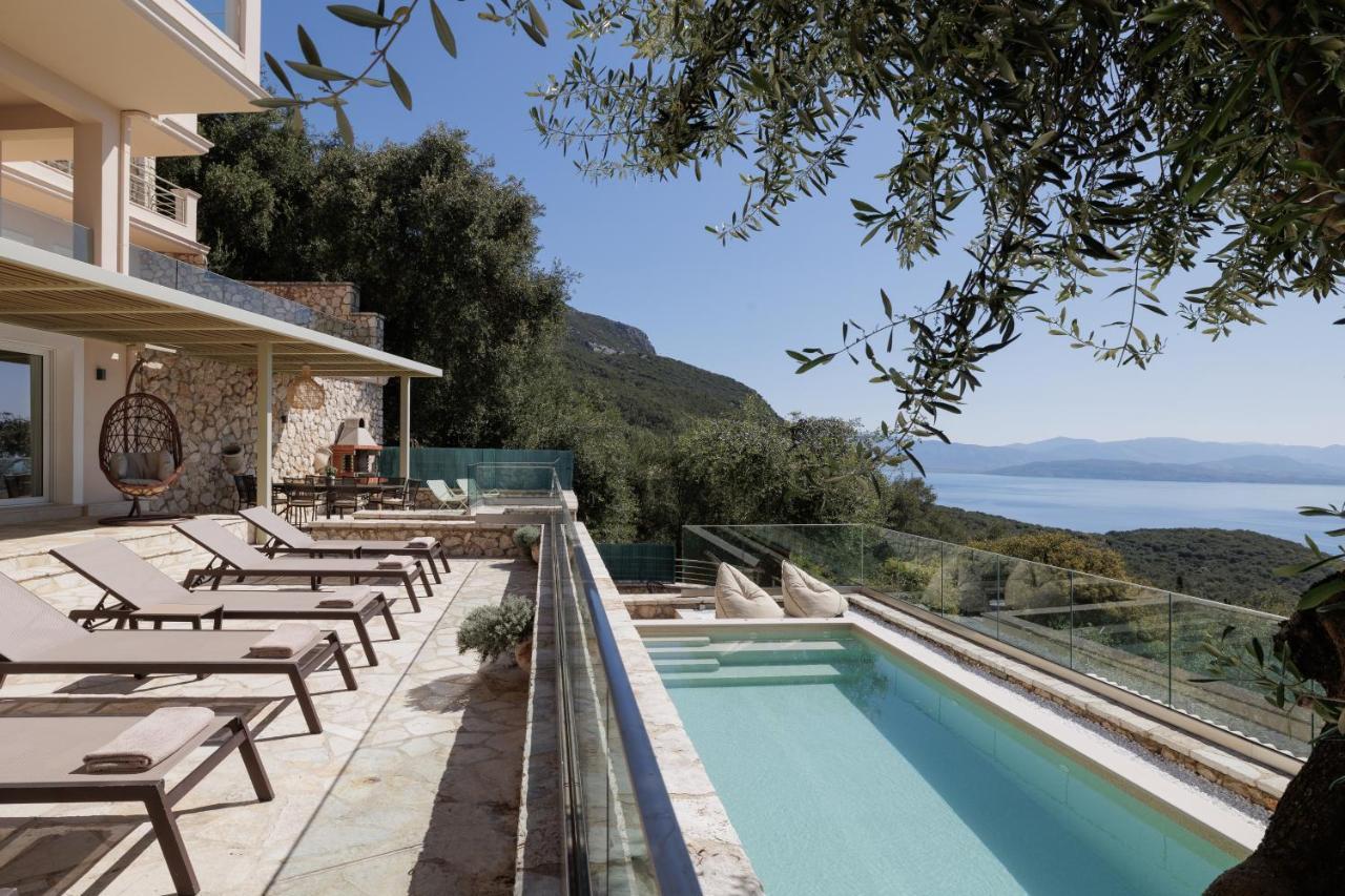 Bolla D'Oro Luxury Villas Spartylas Exterior photo