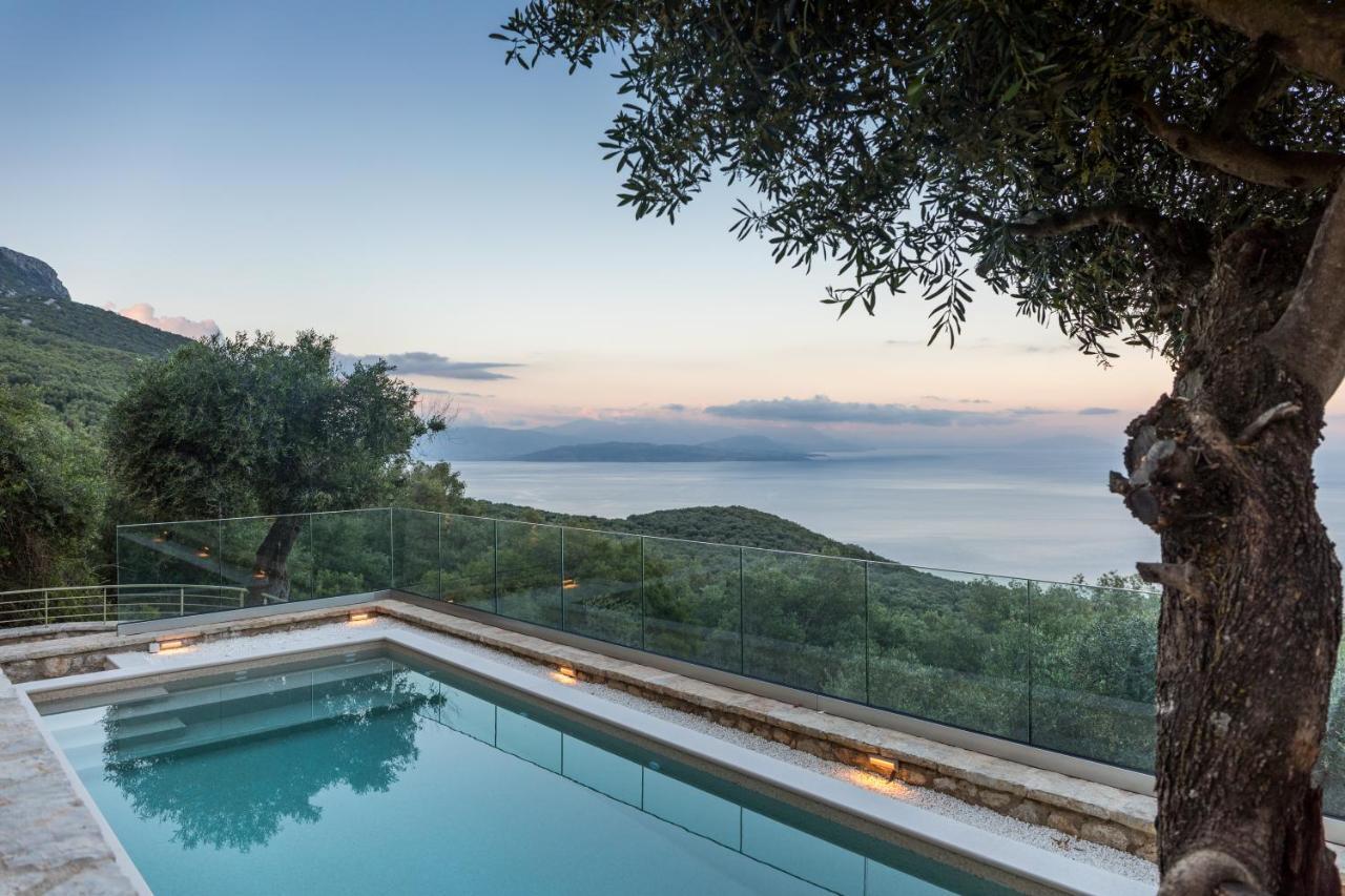 Bolla D'Oro Luxury Villas Spartylas Exterior photo